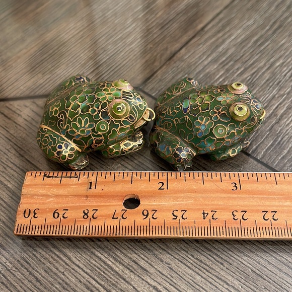 Pair of Vintage Green Cloisonné Frogs - Picture 14 of 16